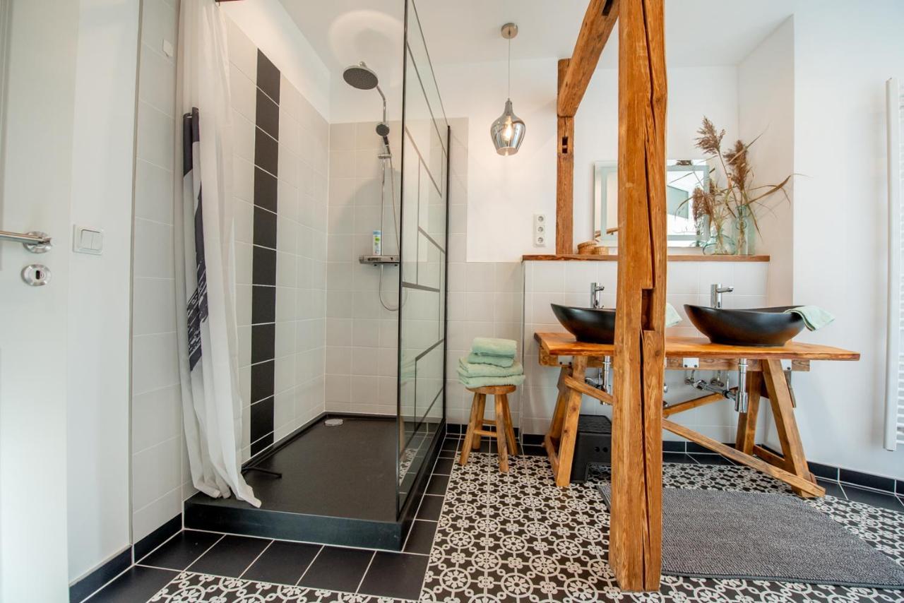Apartment Kronprinz Zentral Mit Infrarot-Sauna إيزيناخ المظهر الخارجي الصورة