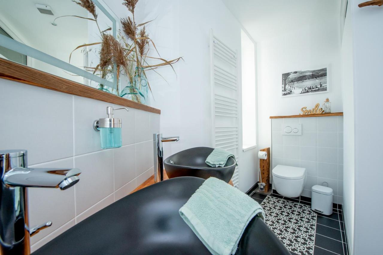 Apartment Kronprinz Zentral Mit Infrarot-Sauna إيزيناخ المظهر الخارجي الصورة