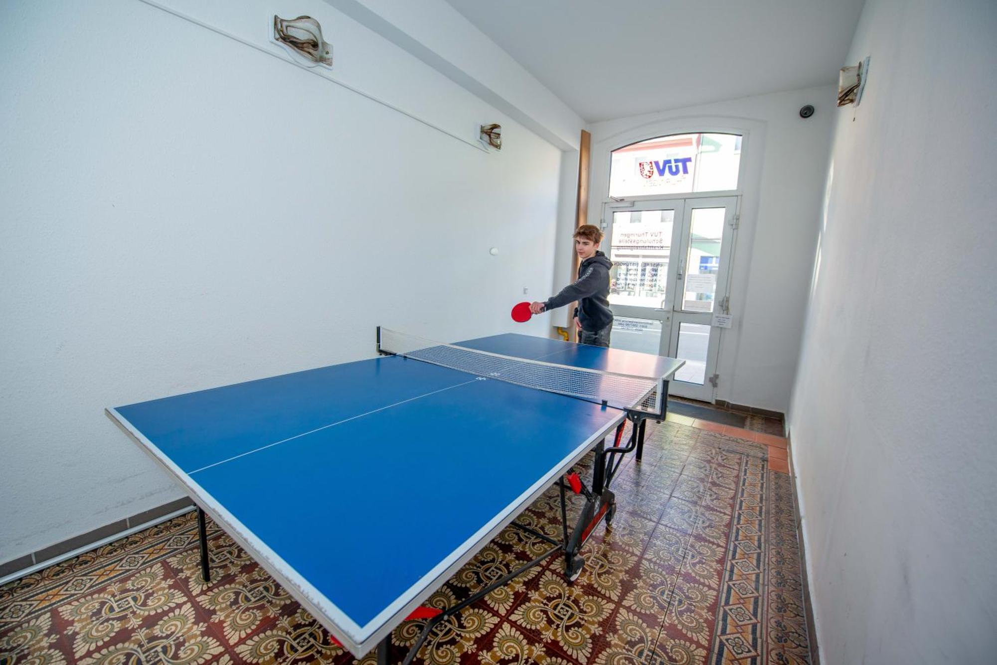 Apartment Kronprinz Zentral Mit Infrarot-Sauna إيزيناخ المظهر الخارجي الصورة